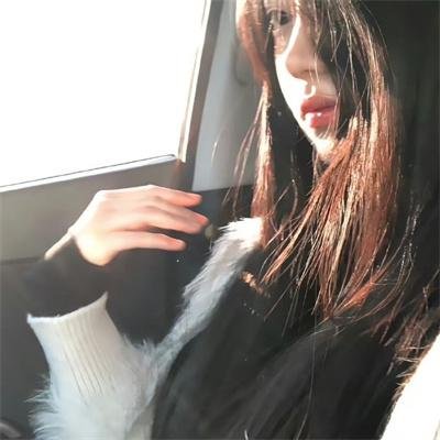 向下扭曲